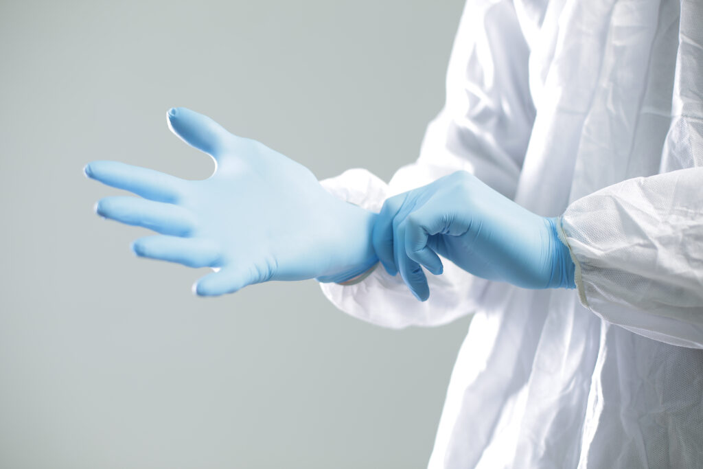 Allergie aux gants – symptômes et alternatives au latex